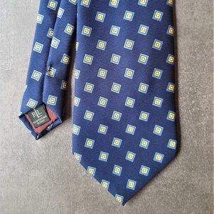 Authentic Ralph Lauren Tie. 100% Silk. Made in ITALY.
